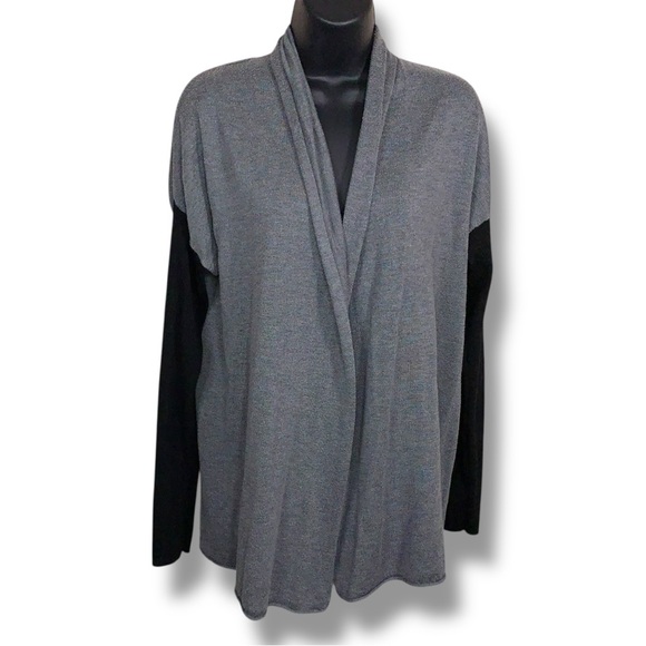 Medium Apt 9 Grey Black Shrug Sweater Long Sleeve Open Front Two Tone Stretch - Picture 1 of 14